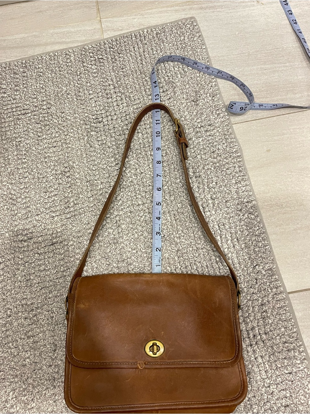 Vintage Coach Legacy Brown Leather Turnlock Crossbody Shoulder Bag - Picture 13 of 16